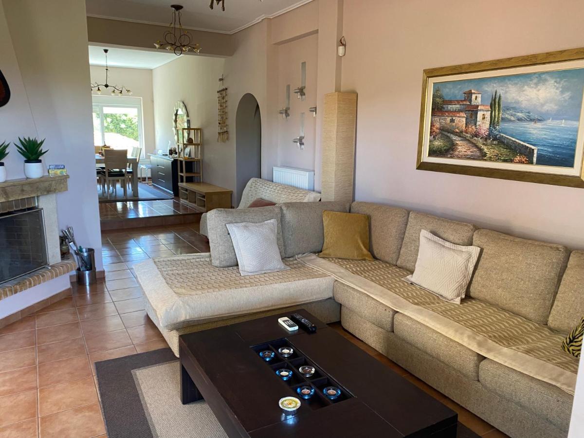 Relaxing Villa With Swimming Pool And Garden Agios Georgios  Екстер'єр фото