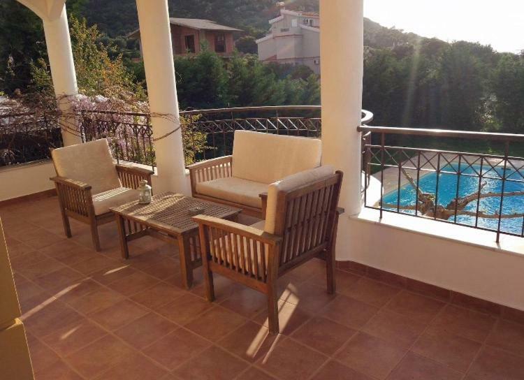 Relaxing Villa With Swimming Pool And Garden Agios Georgios  Екстер'єр фото