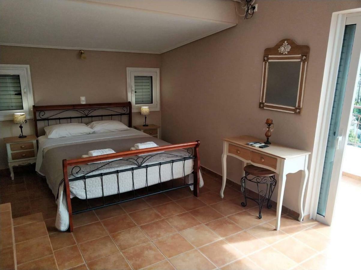Relaxing Villa With Swimming Pool And Garden Agios Georgios  Екстер'єр фото